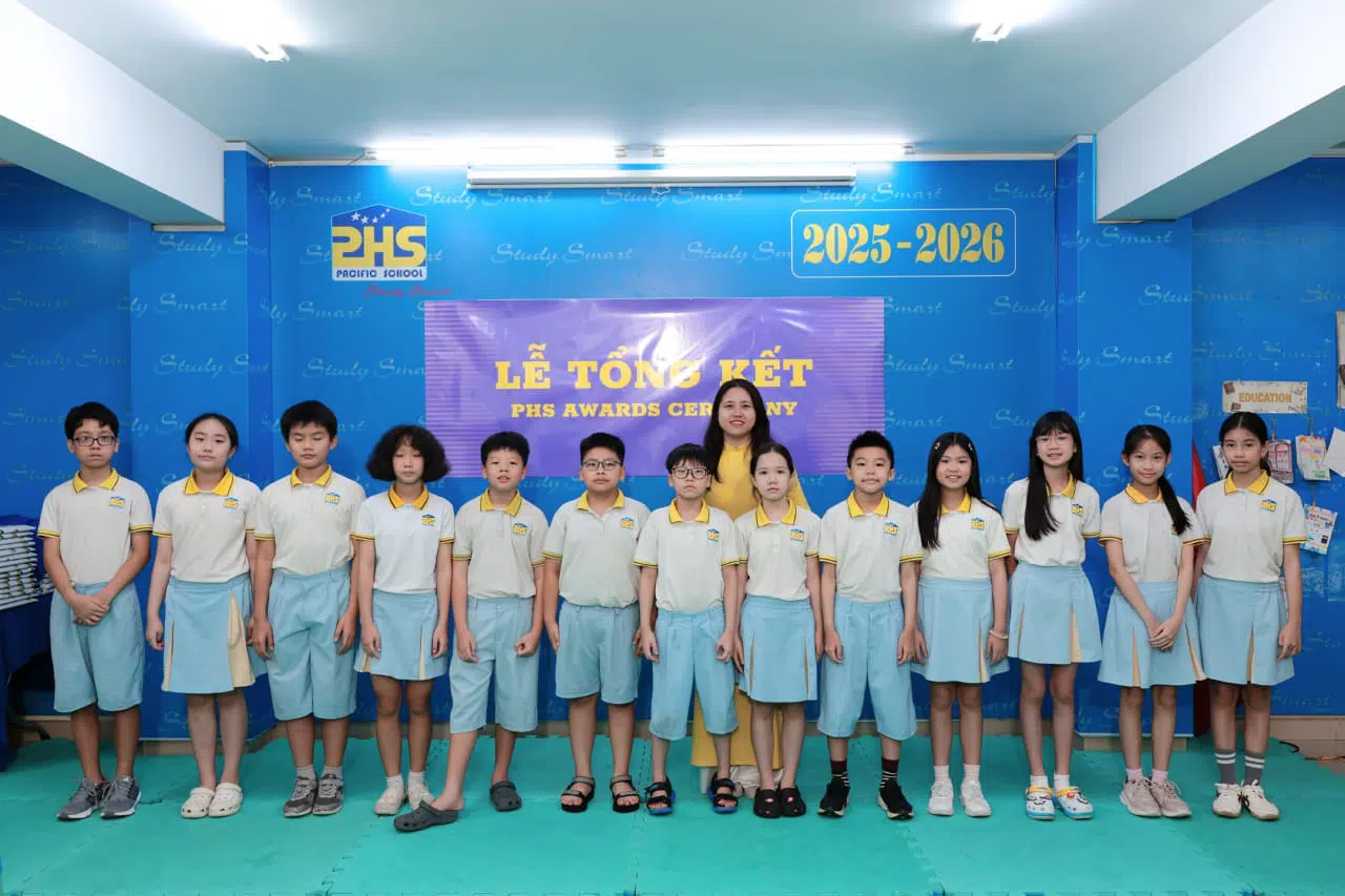 KHI NIỀM VUI NỞ HOA