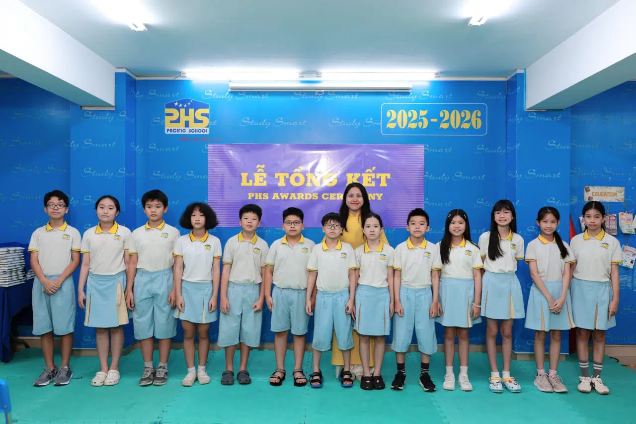 KHI NIỀM VUI NỞ HOA
