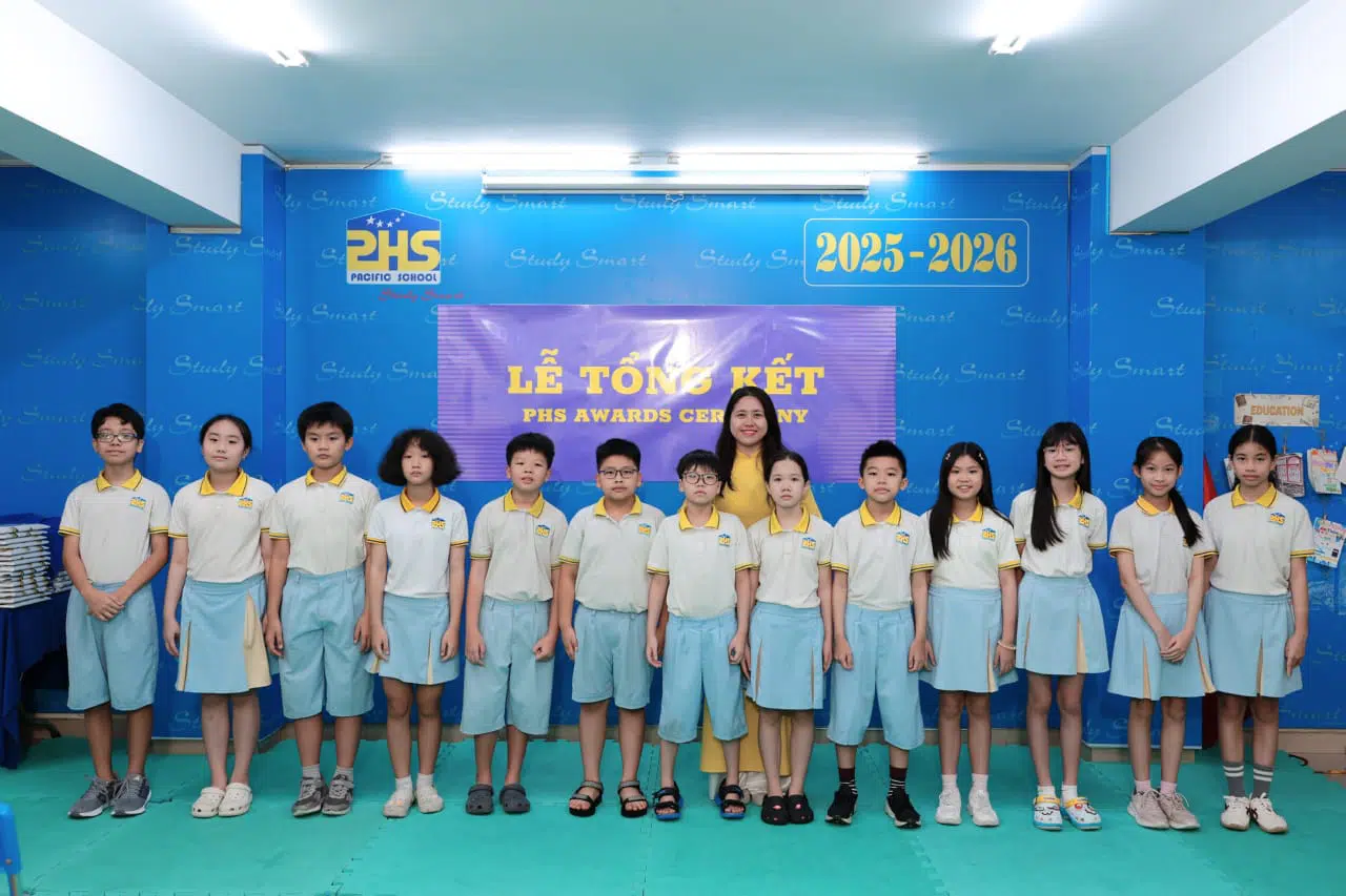 KHI NIỀM VUI NỞ HOA