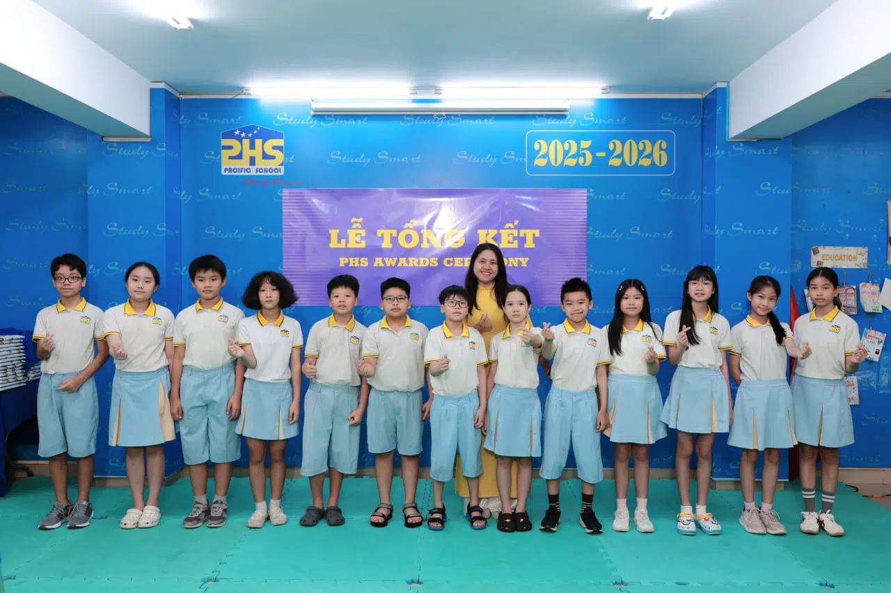 KHI NIỀM VUI NỞ HOA