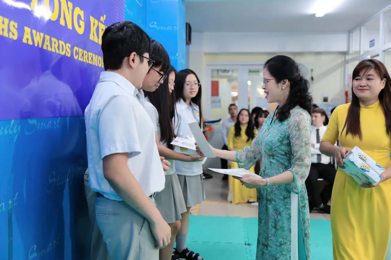 TỔNG KẾT THÔI MÀ… SAO KHỐI TRUNG HỌC PHS SLAY QUÁ VẬY