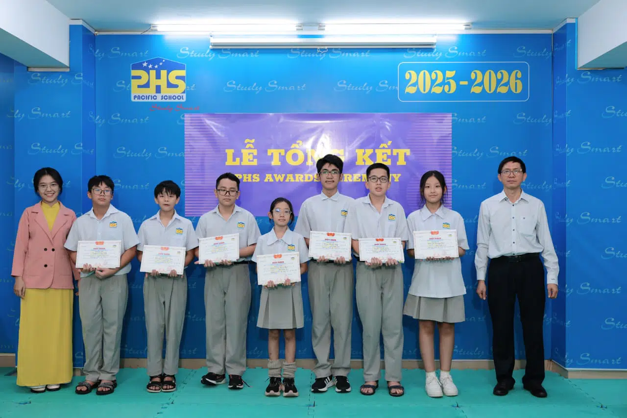 KHI NIỀM VUI NỞ HOA