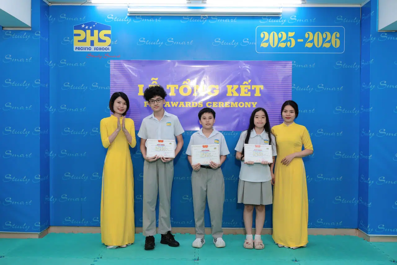 KHI NIỀM VUI NỞ HOA
