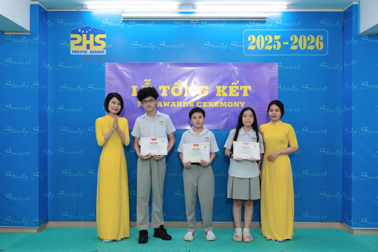 KHI NIỀM VUI NỞ HOA