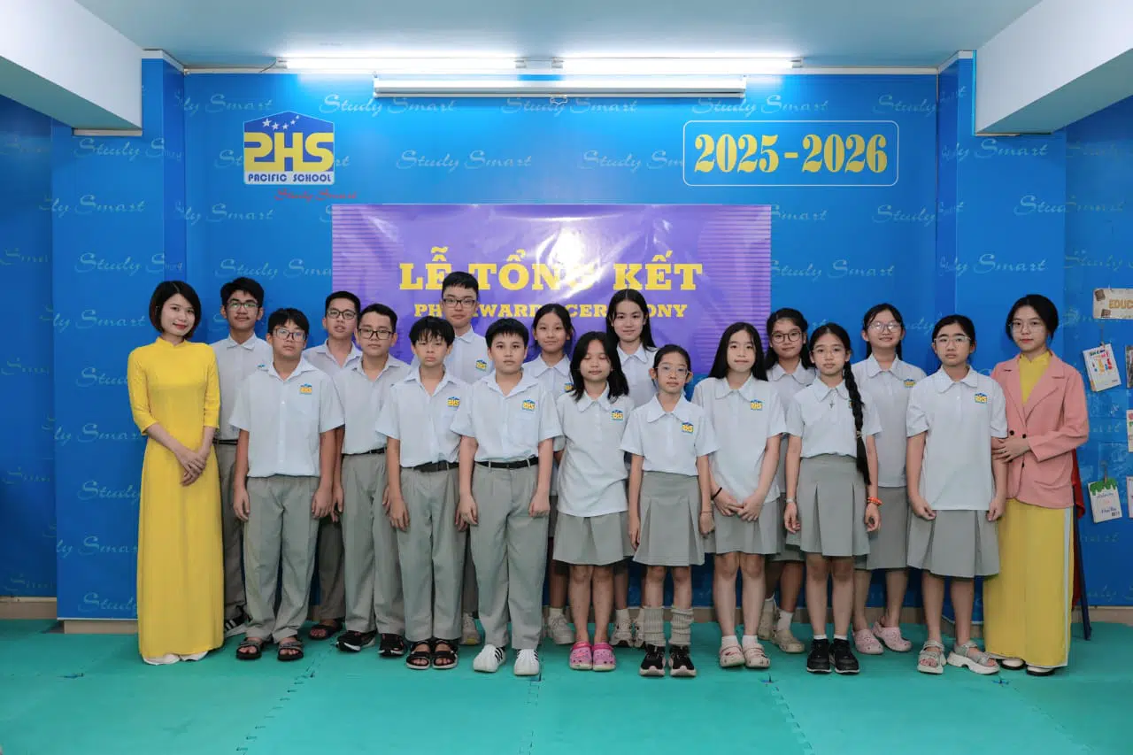 KHI NIỀM VUI NỞ HOA