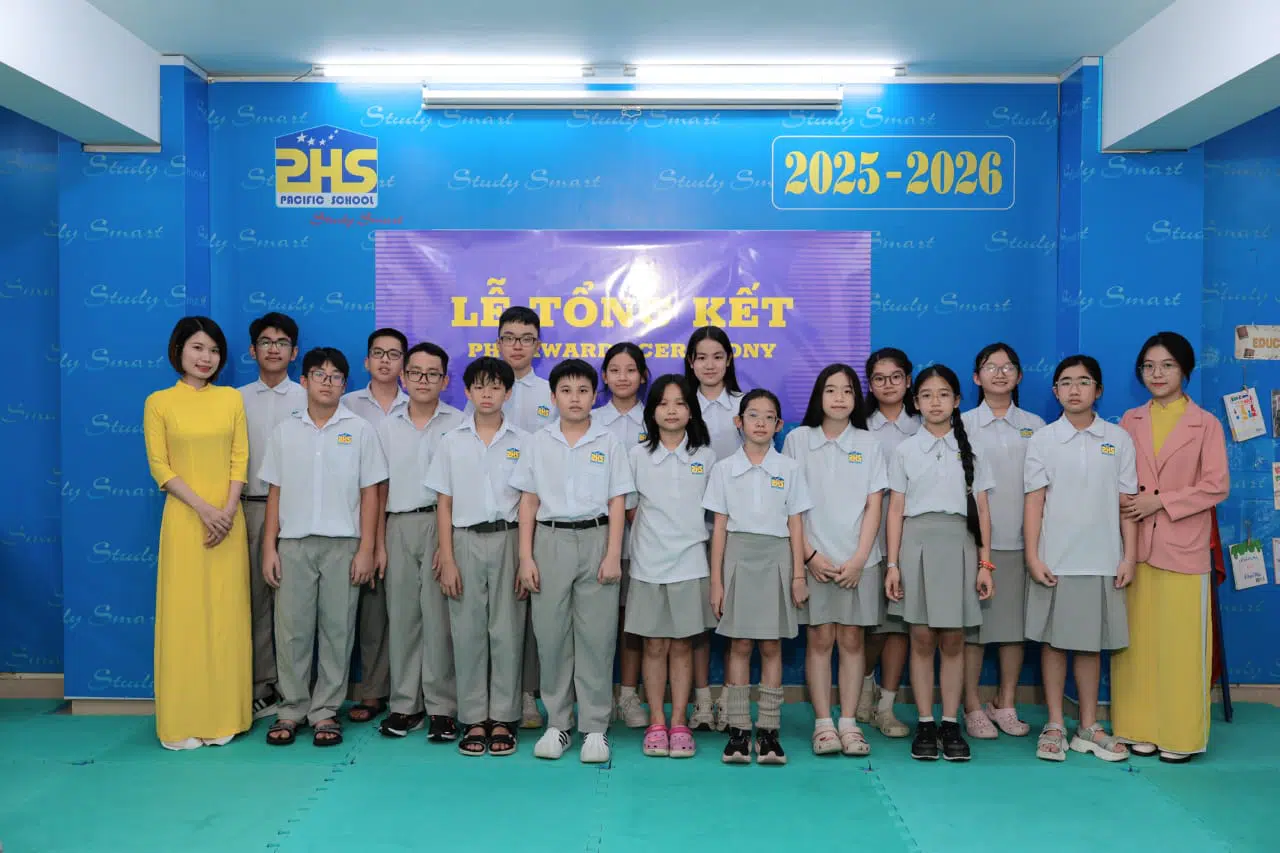 KHI NIỀM VUI NỞ HOA