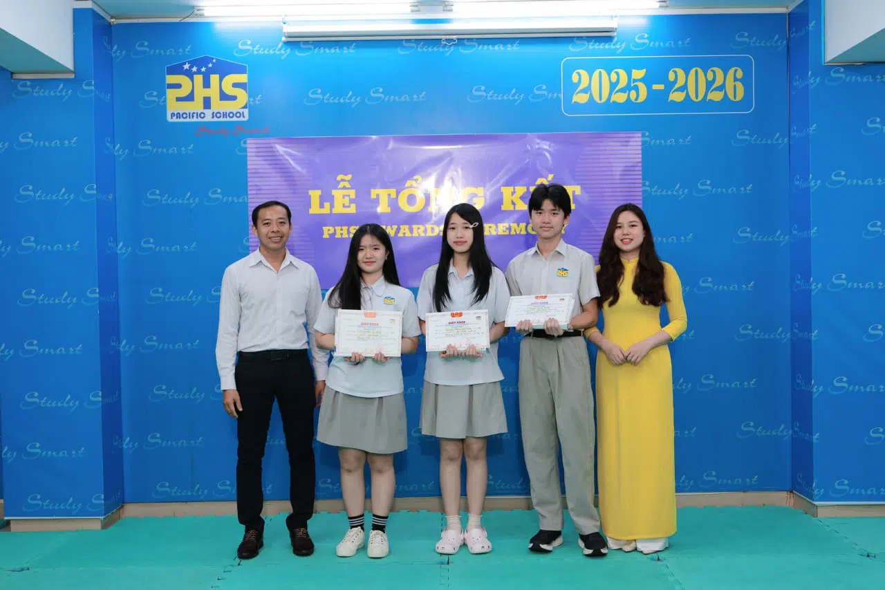 KHI NIỀM VUI NỞ HOA