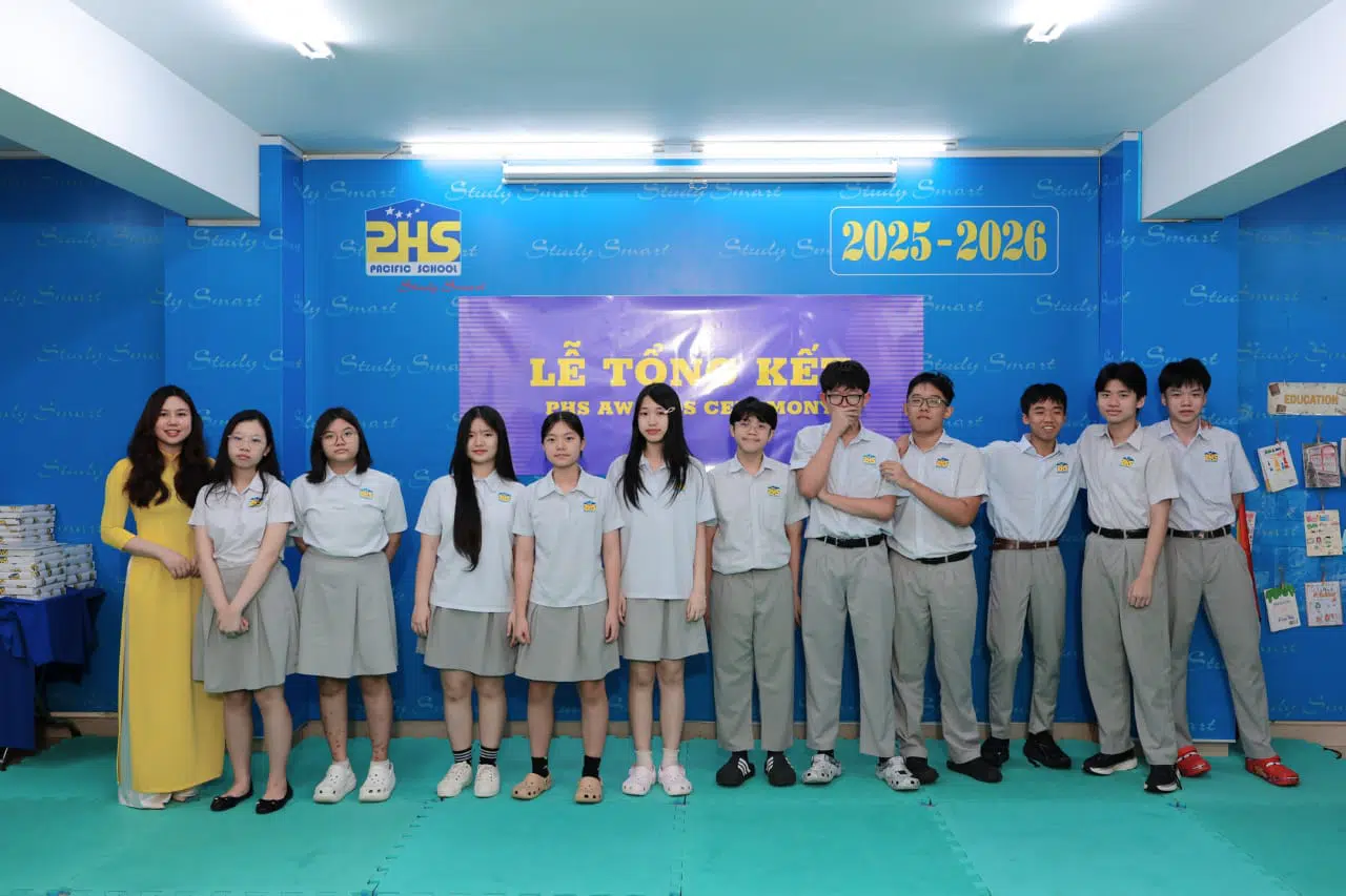 KHI NIỀM VUI NỞ HOA