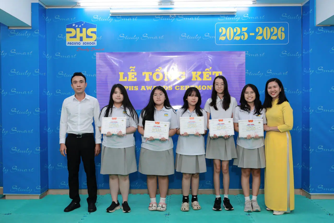 KHI NIỀM VUI NỞ HOA