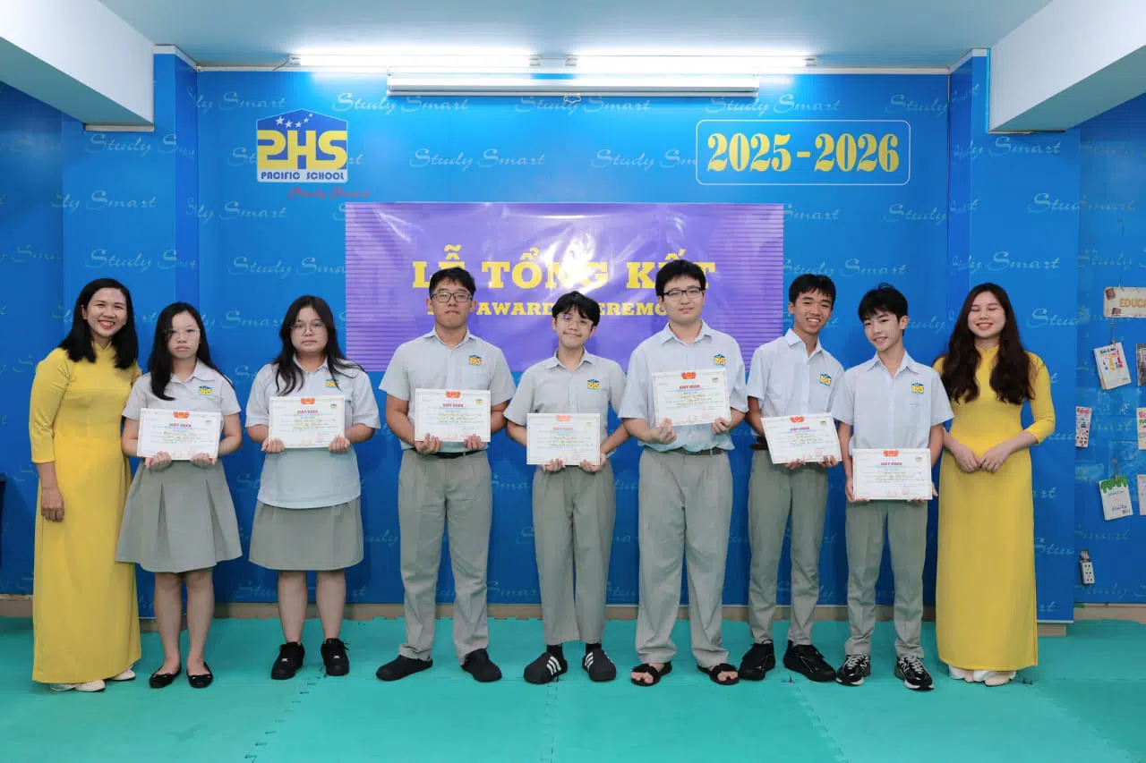 KHI NIỀM VUI NỞ HOA