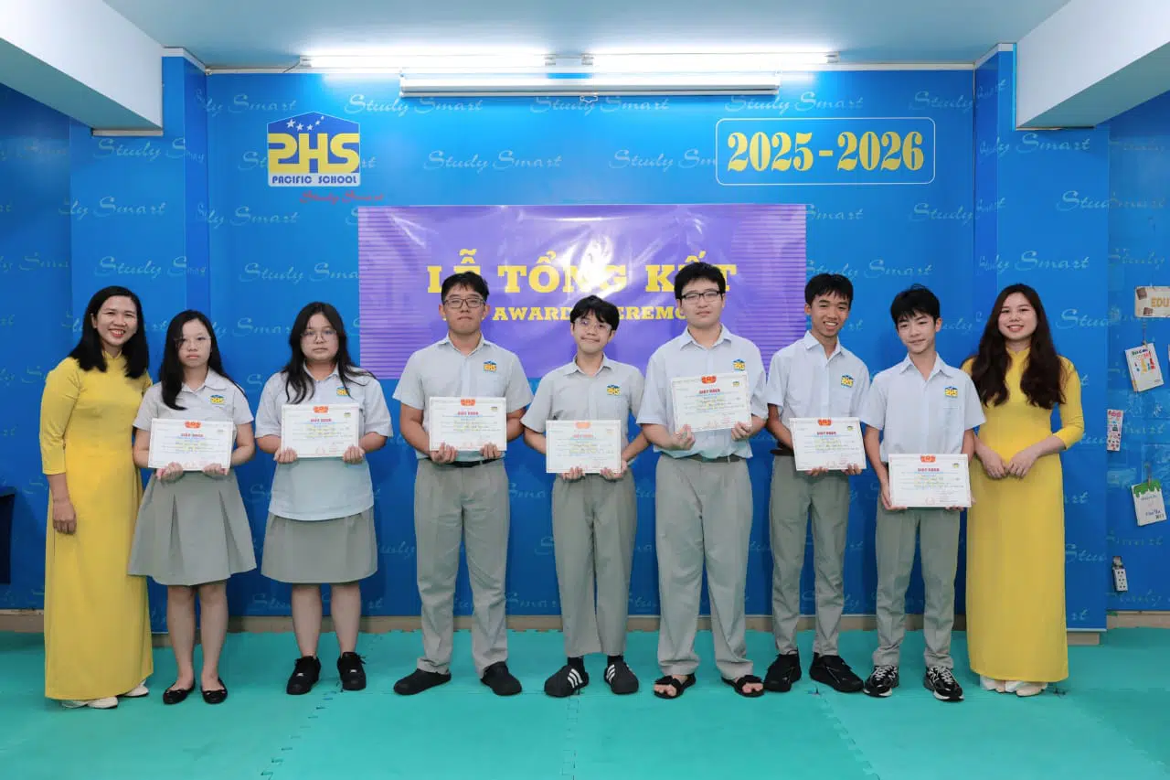 KHI NIỀM VUI NỞ HOA