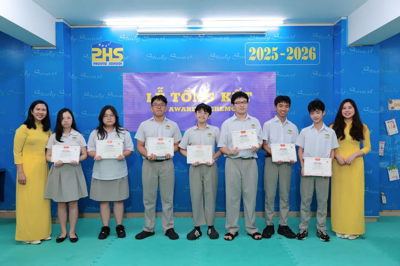 KHI NIỀM VUI NỞ HOA