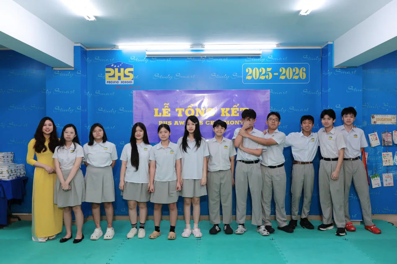 KHI NIỀM VUI NỞ HOA
