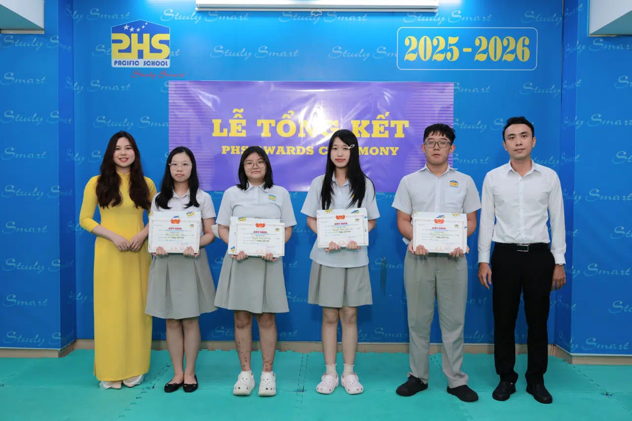 KHI NIỀM VUI NỞ HOA