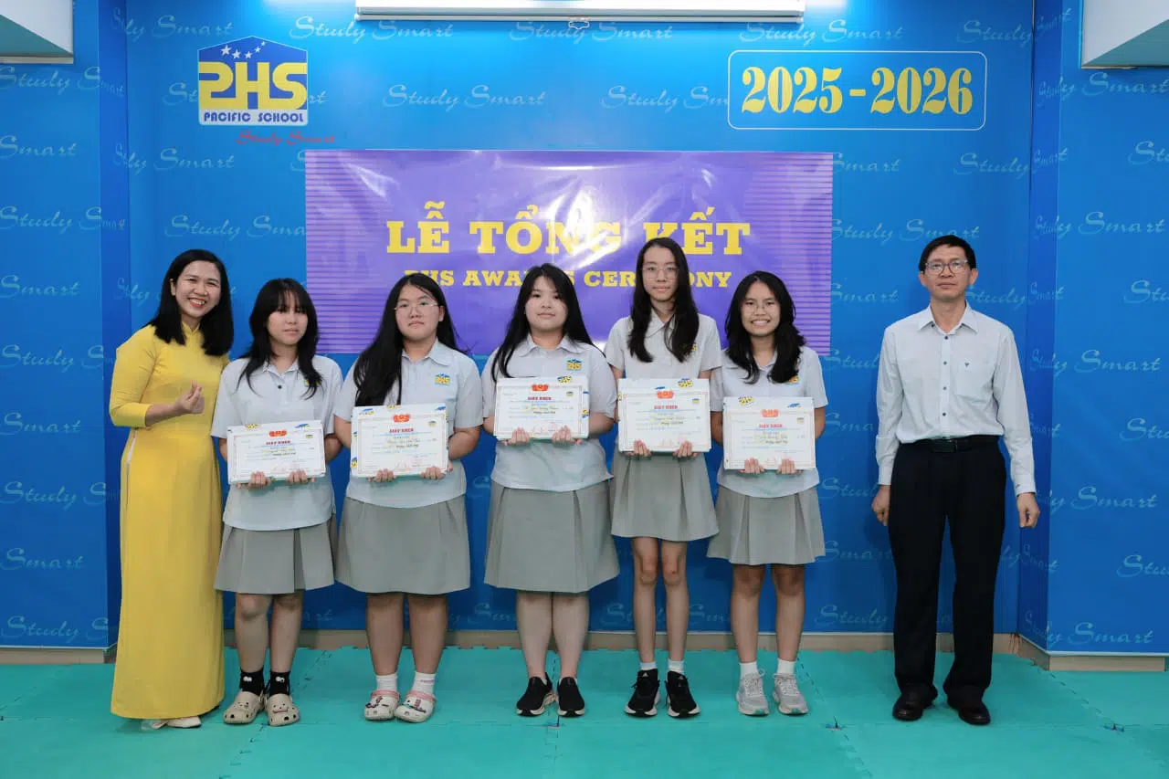 KHI NIỀM VUI NỞ HOA