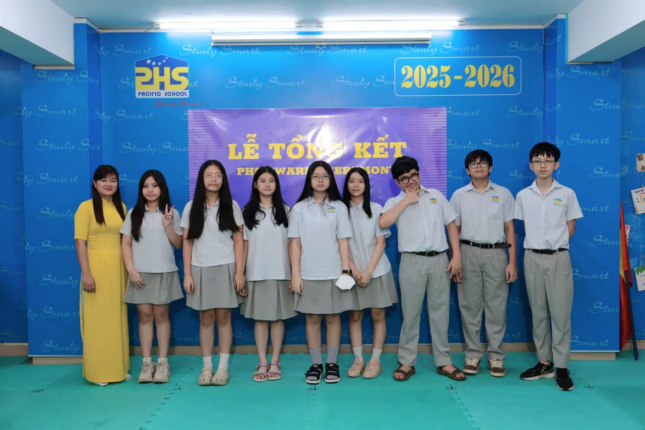KHI NIỀM VUI NỞ HOA
