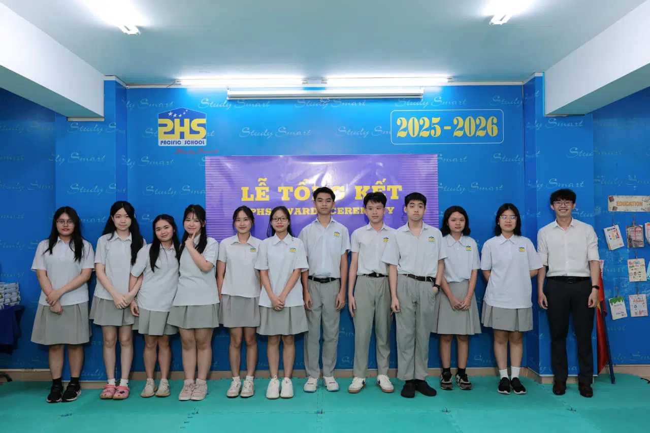 KHI NIỀM VUI NỞ HOA