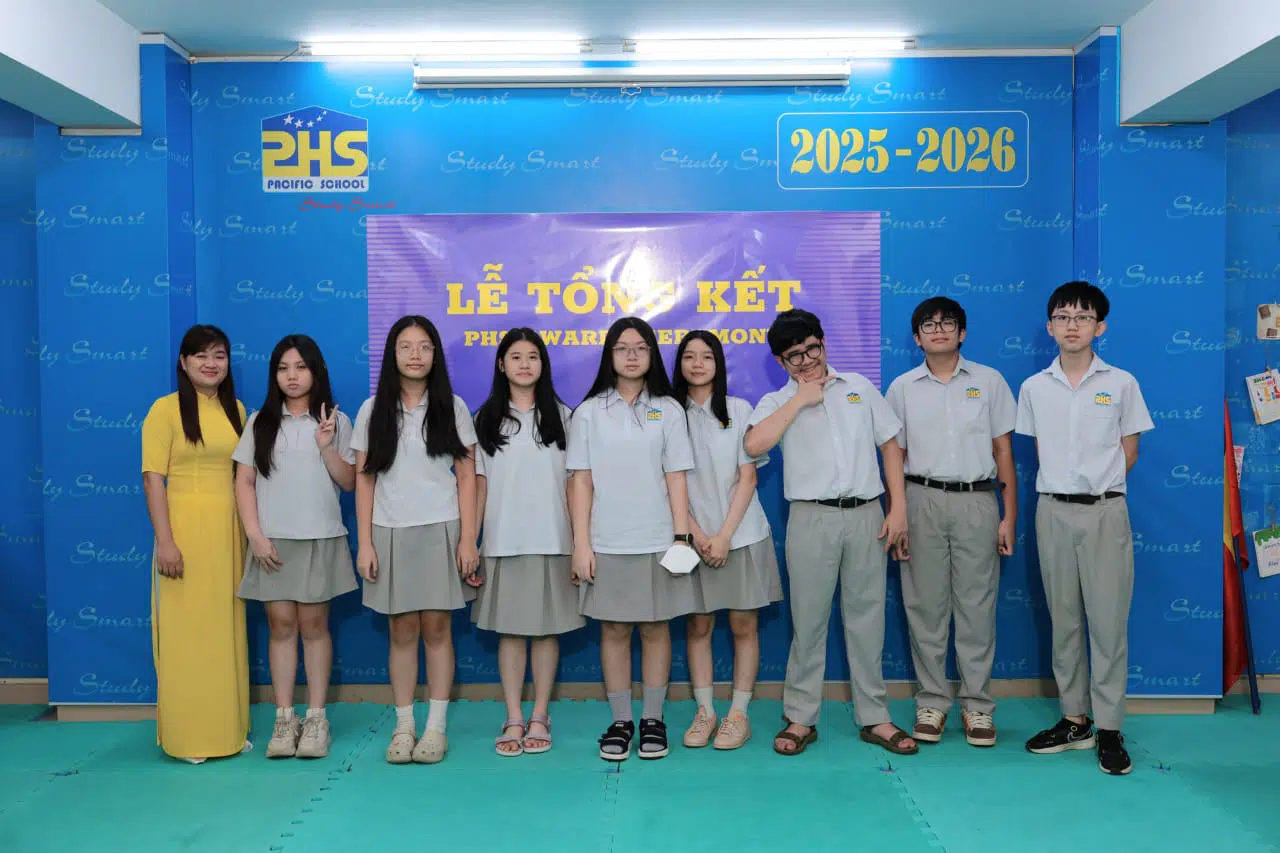 KHI NIỀM VUI NỞ HOA