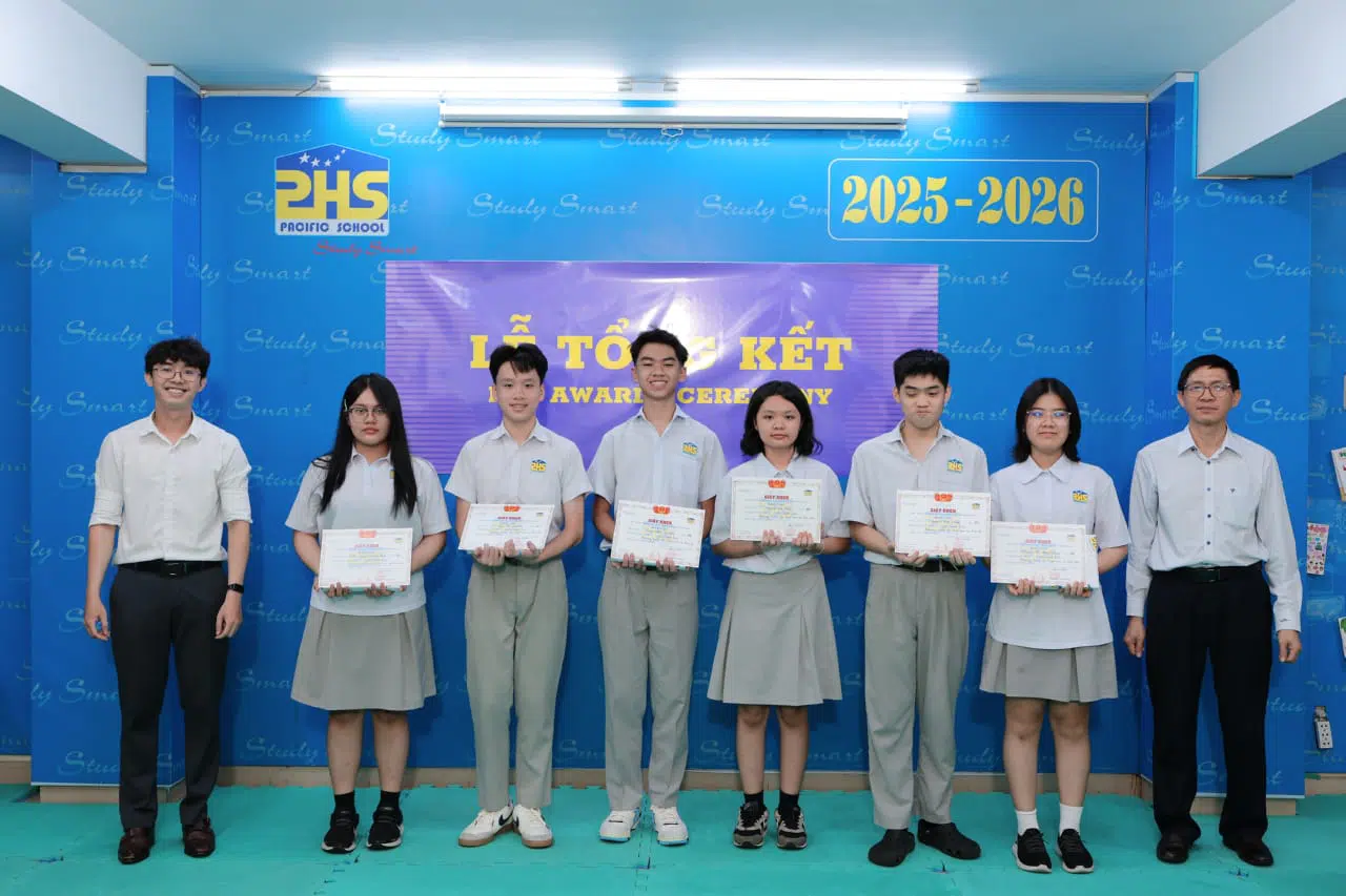 KHI NIỀM VUI NỞ HOA