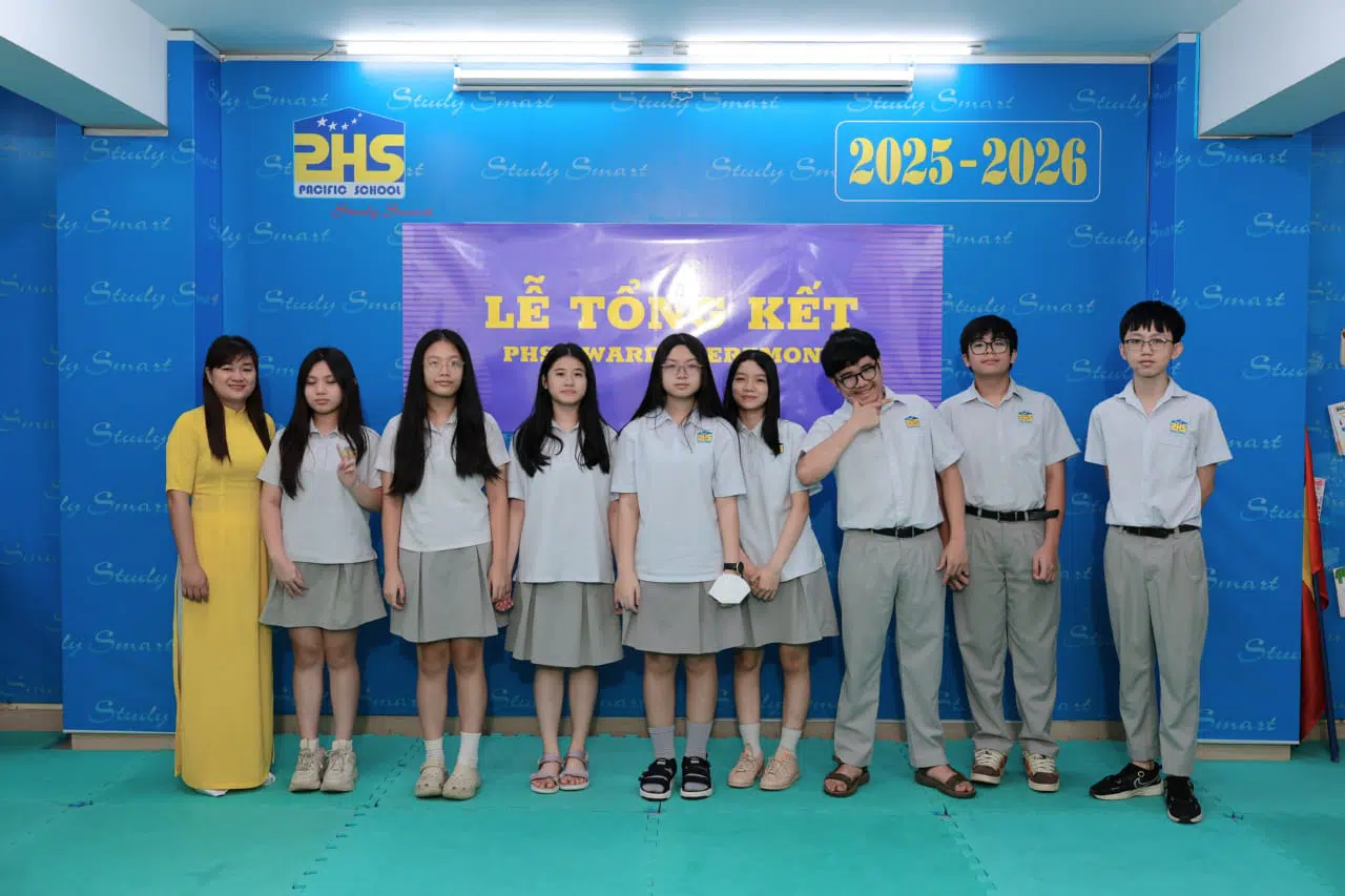 KHI NIỀM VUI NỞ HOA
