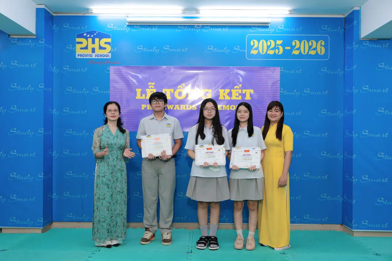 KHI NIỀM VUI NỞ HOA