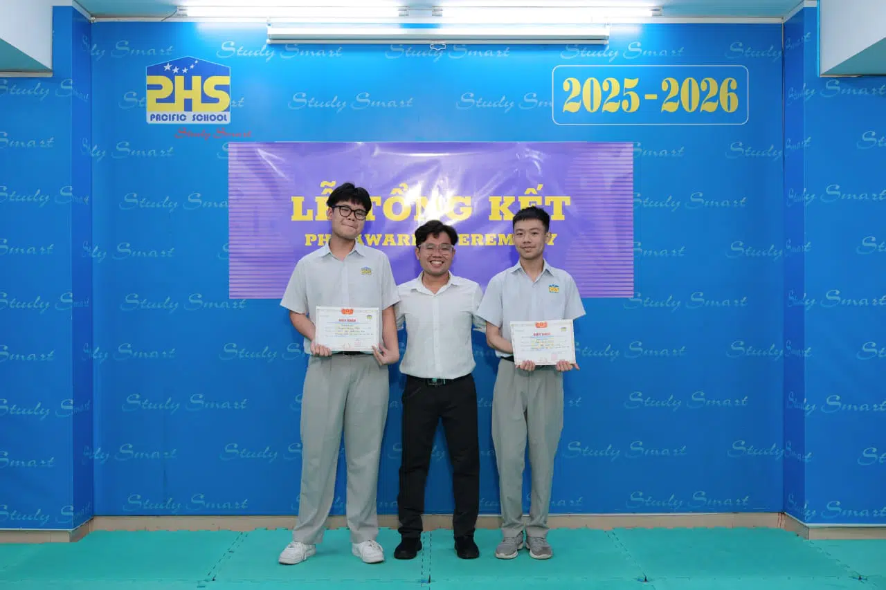 KHI NIỀM VUI NỞ HOA