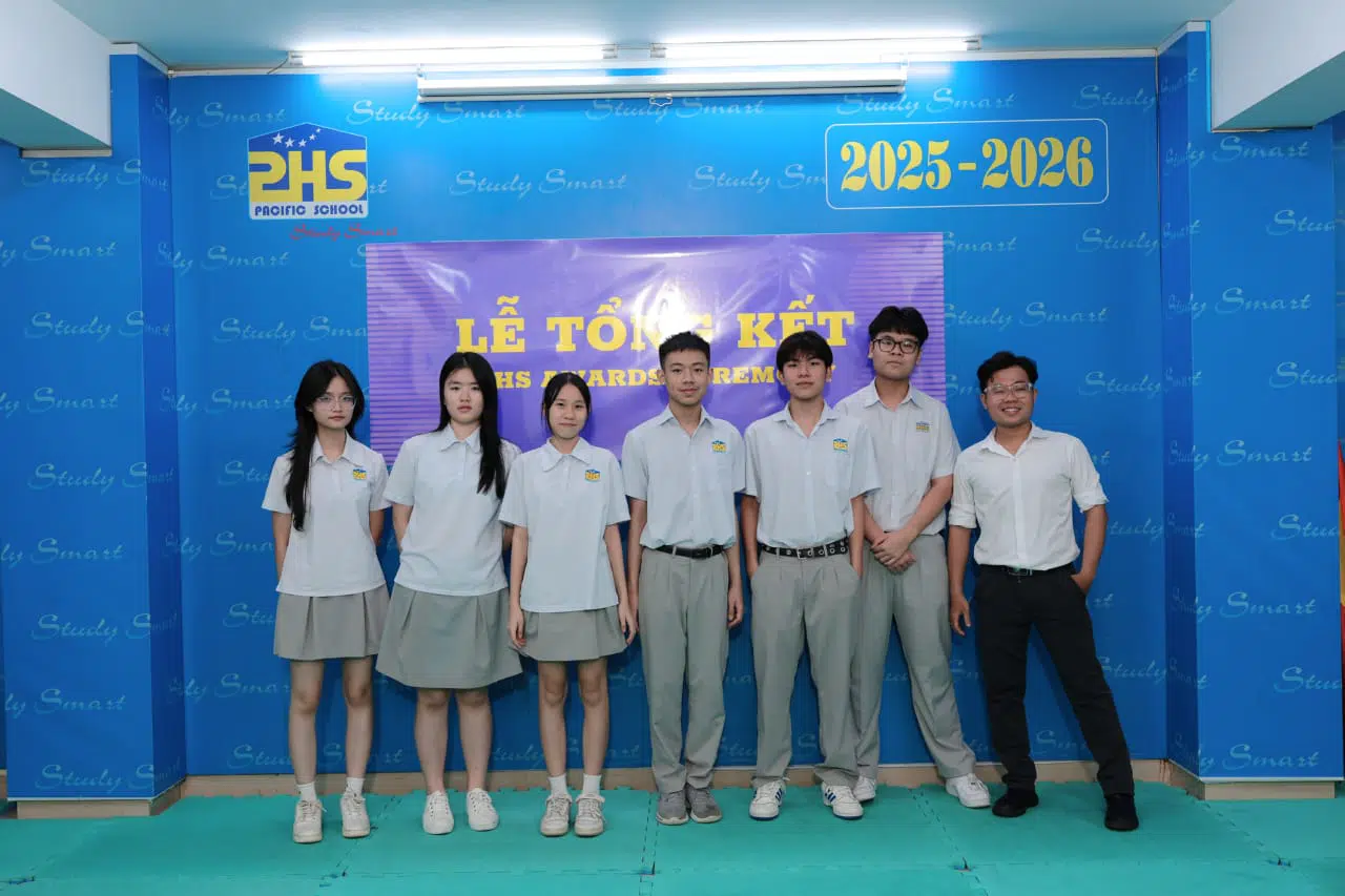 KHI NIỀM VUI NỞ HOA