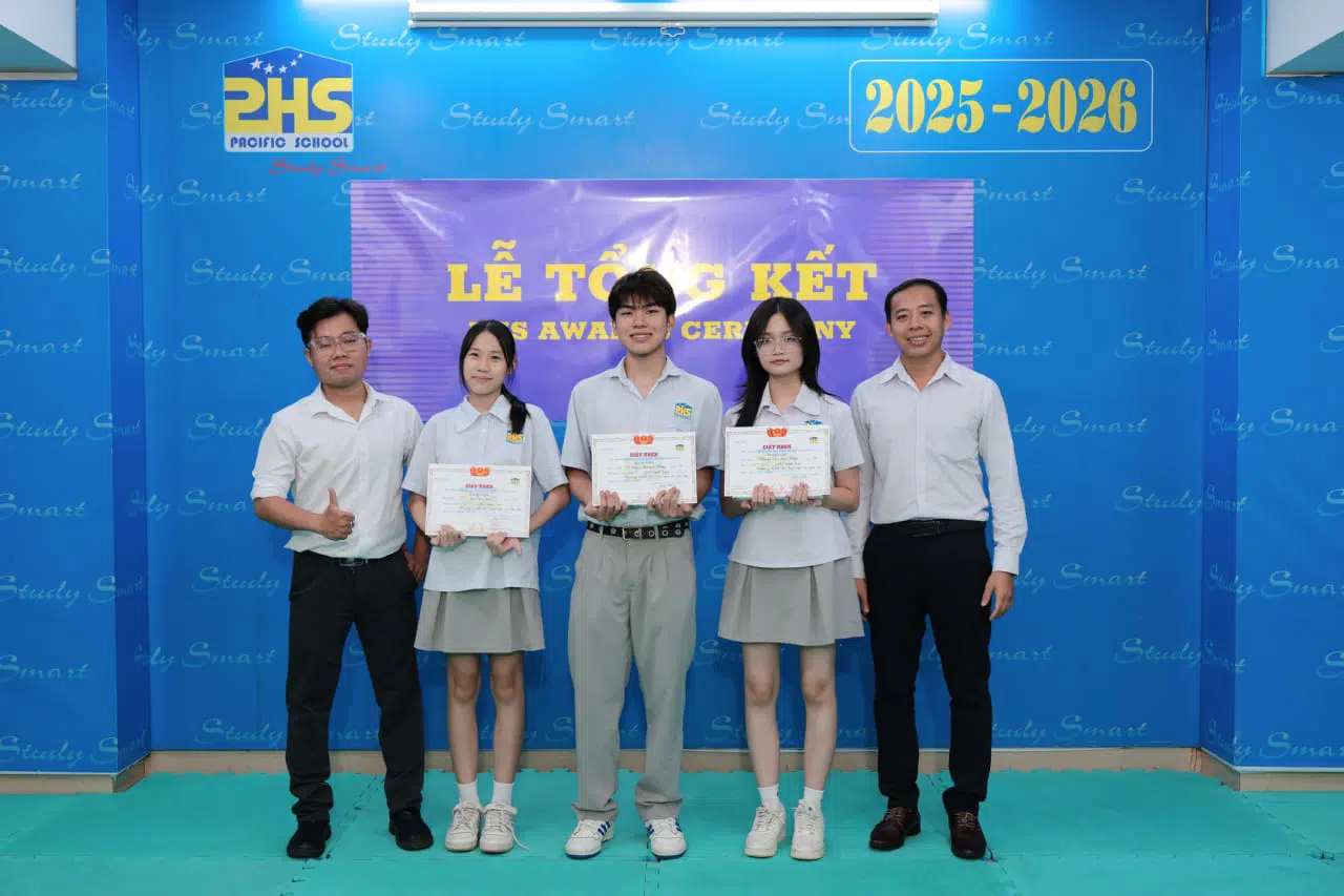 KHI NIỀM VUI NỞ HOA