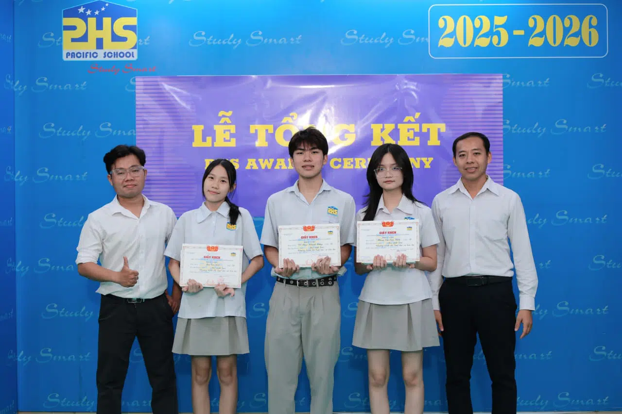 KHI NIỀM VUI NỞ HOA