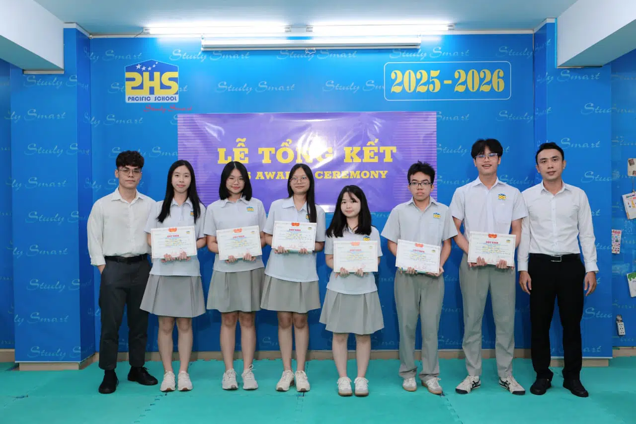 KHI NIỀM VUI NỞ HOA