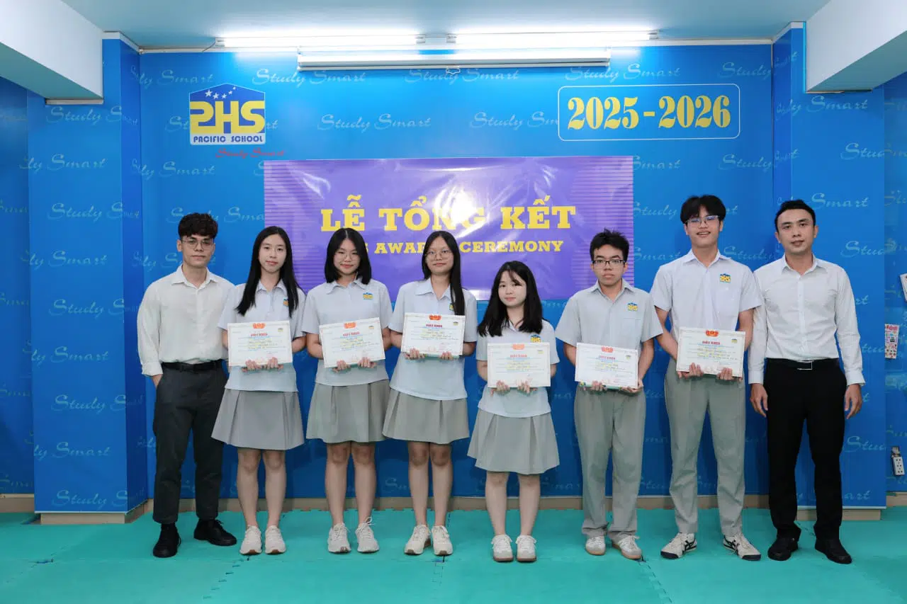 KHI NIỀM VUI NỞ HOA