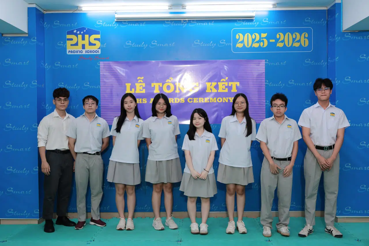 KHI NIỀM VUI NỞ HOA