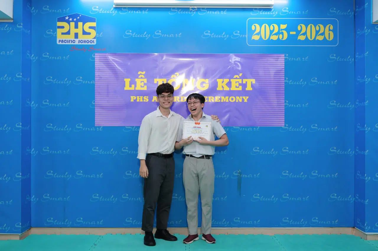 KHI NIỀM VUI NỞ HOA