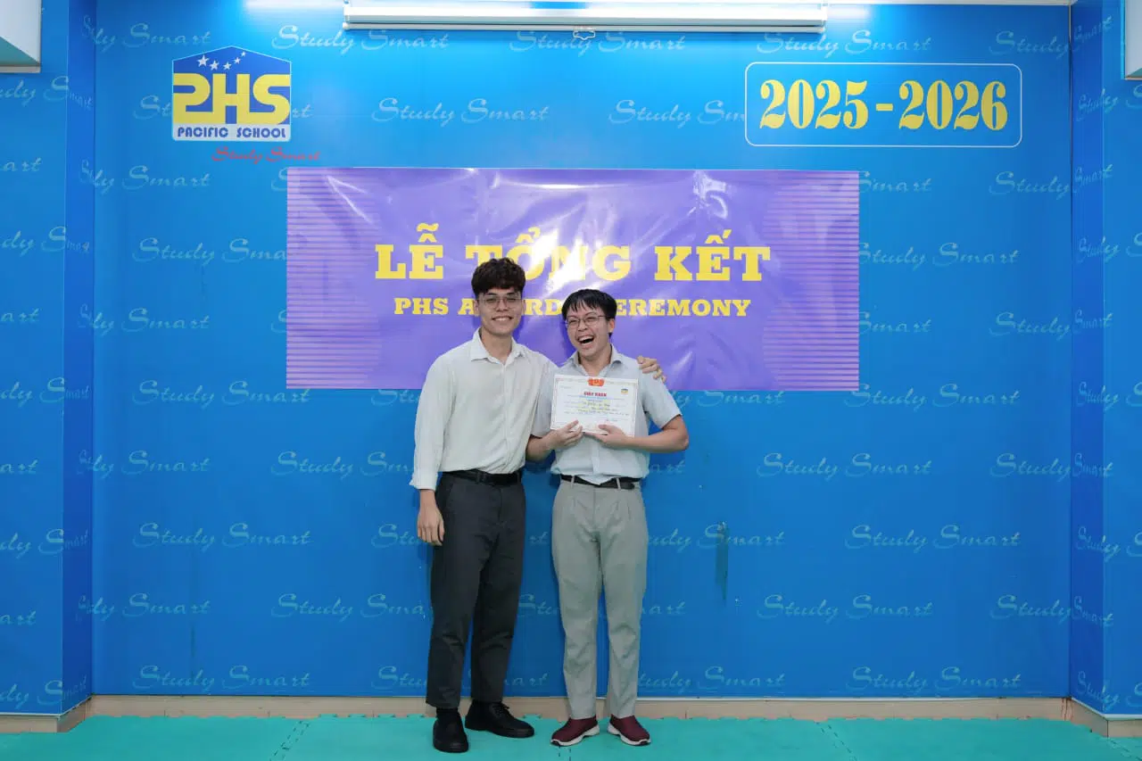 KHI NIỀM VUI NỞ HOA