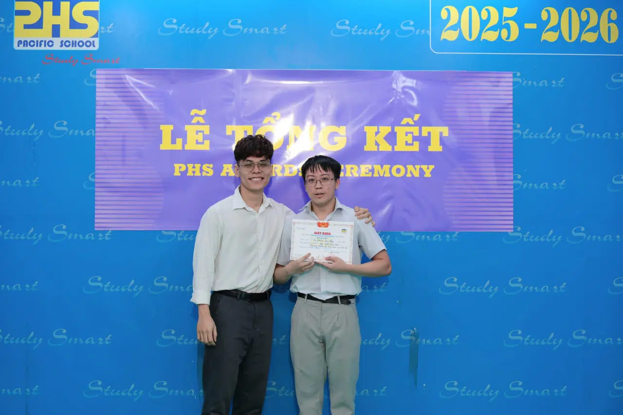 KHI NIỀM VUI NỞ HOA