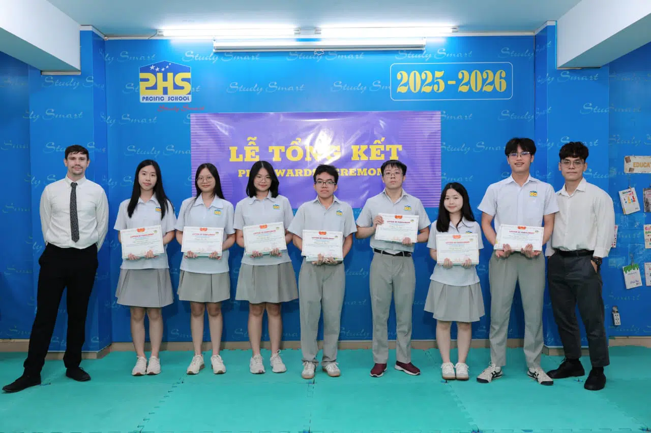 KHI NIỀM VUI NỞ HOA