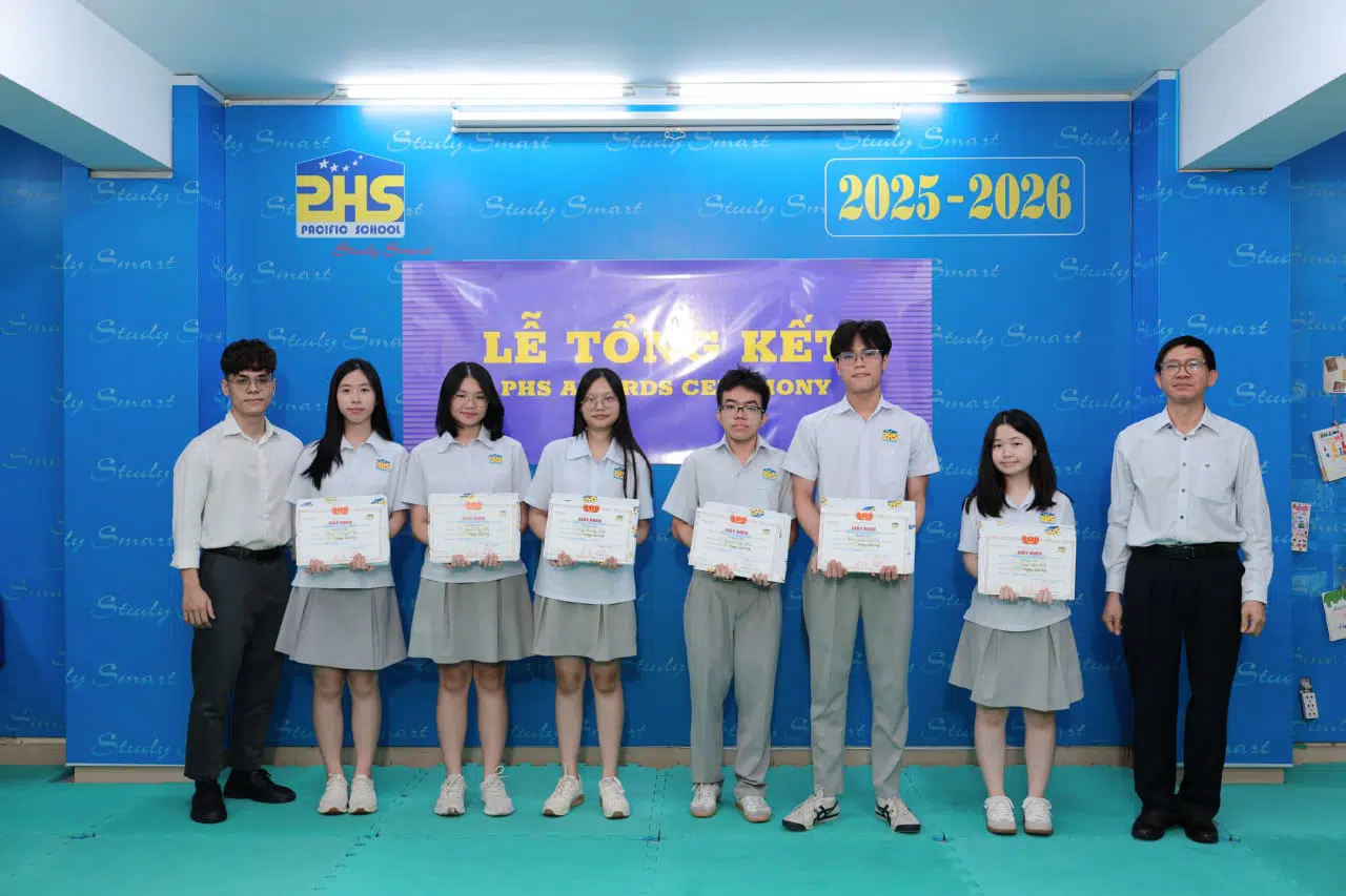 KHI NIỀM VUI NỞ HOA