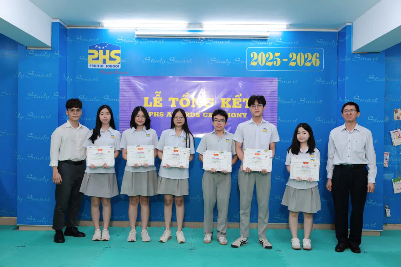 KHI NIỀM VUI NỞ HOA