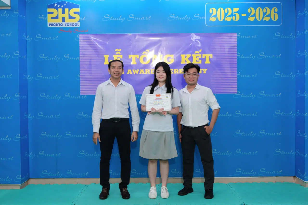 KHI NIỀM VUI NỞ HOA