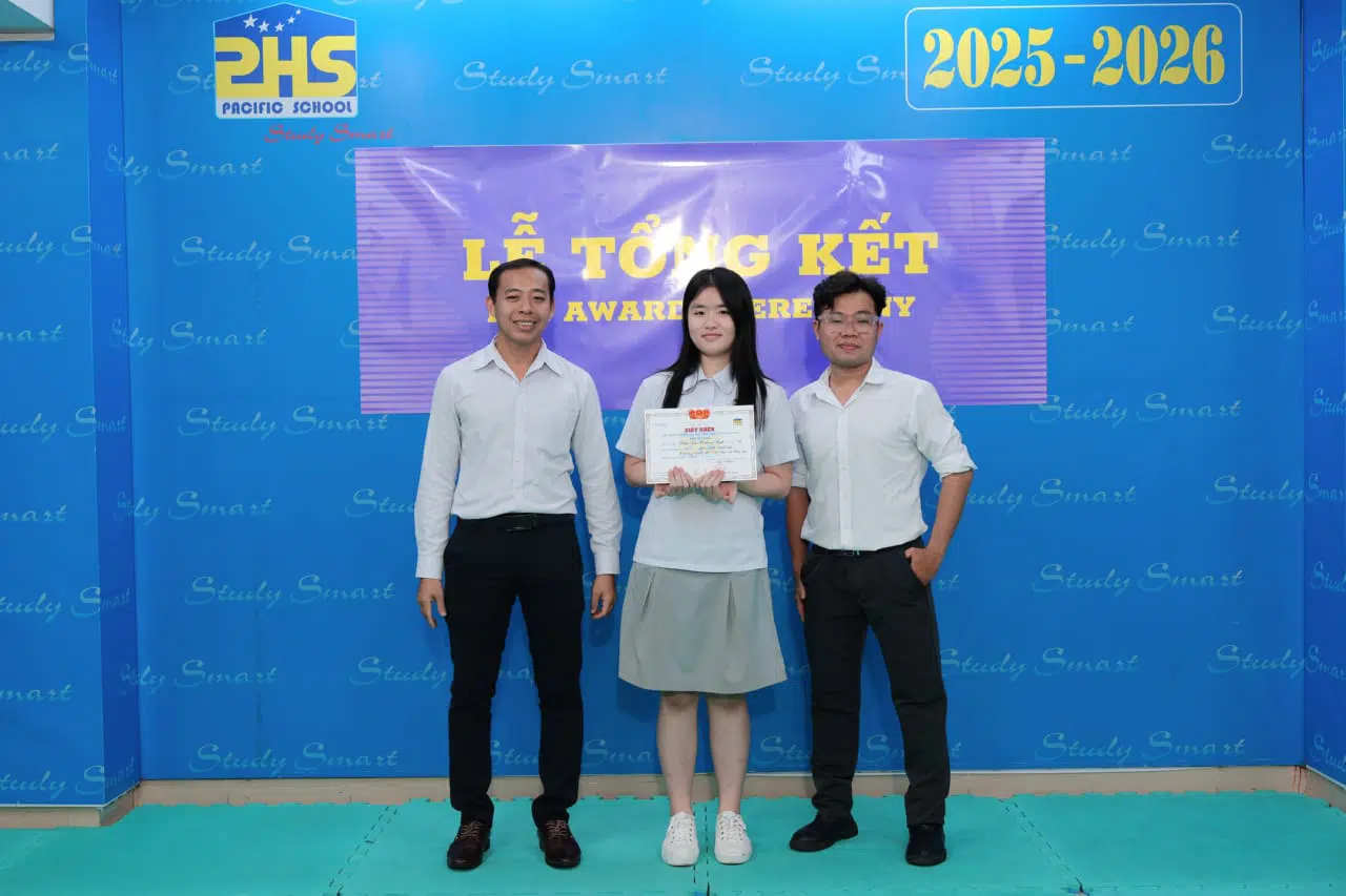 KHI NIỀM VUI NỞ HOA