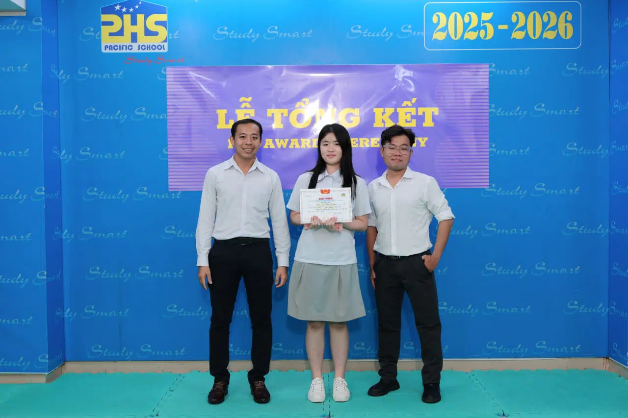 KHI NIỀM VUI NỞ HOA