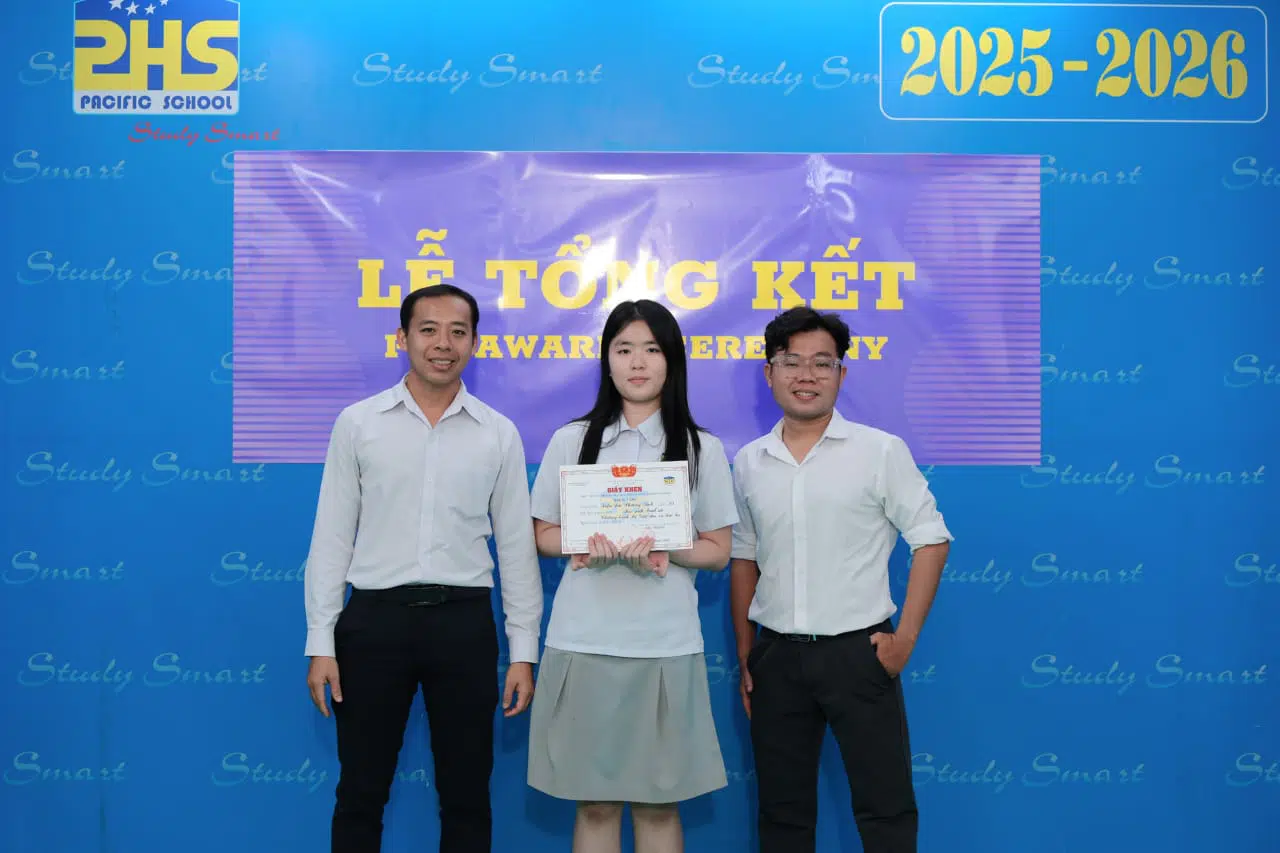 KHI NIỀM VUI NỞ HOA