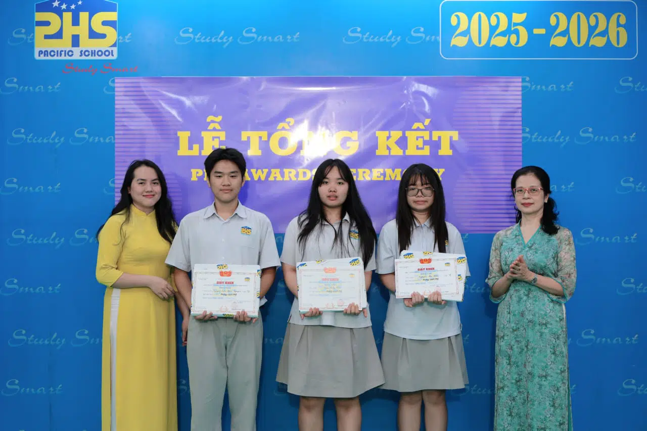 KHI NIỀM VUI NỞ HOA