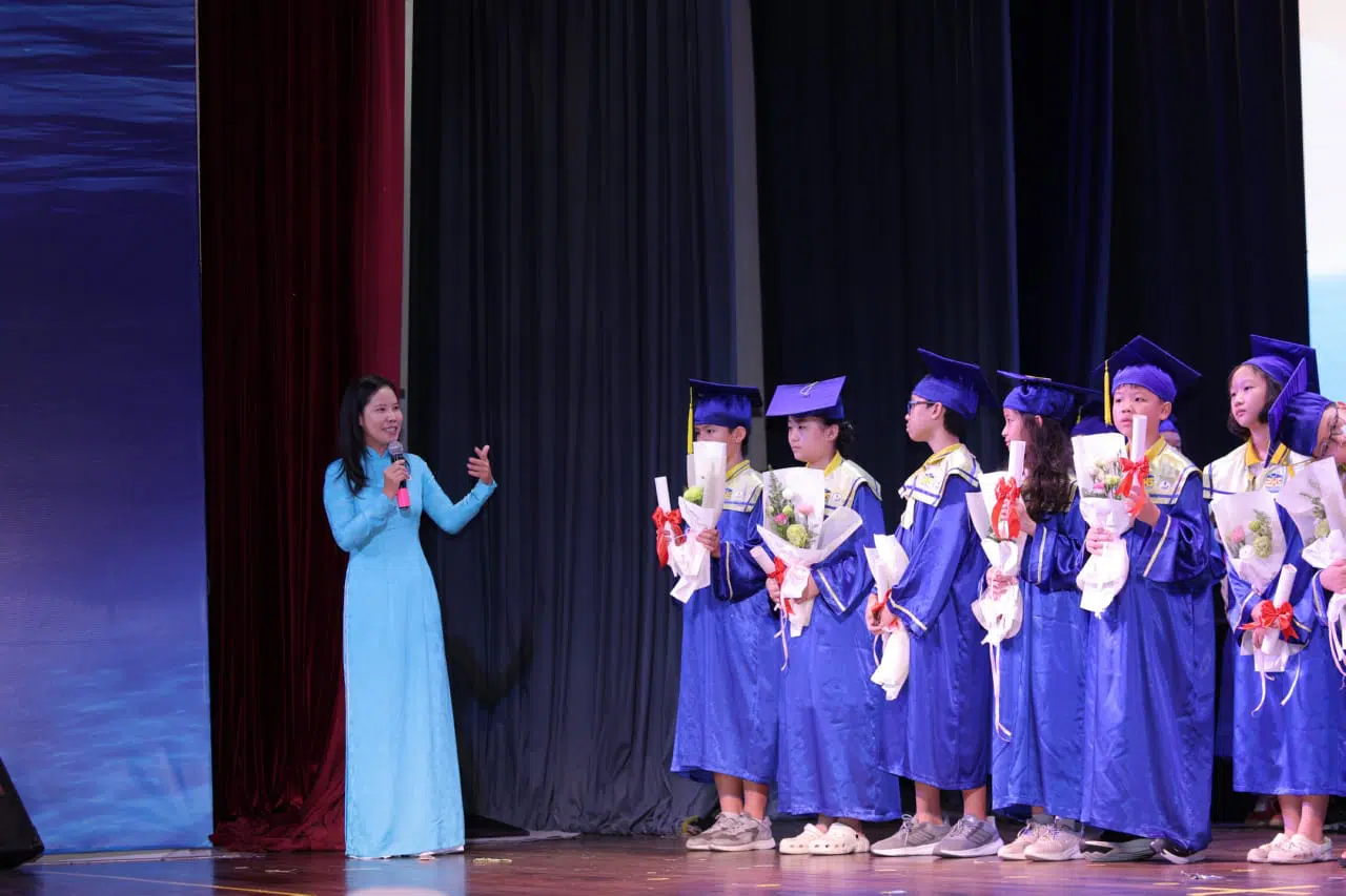 Lễ Tốt nghiệp Tiểu học