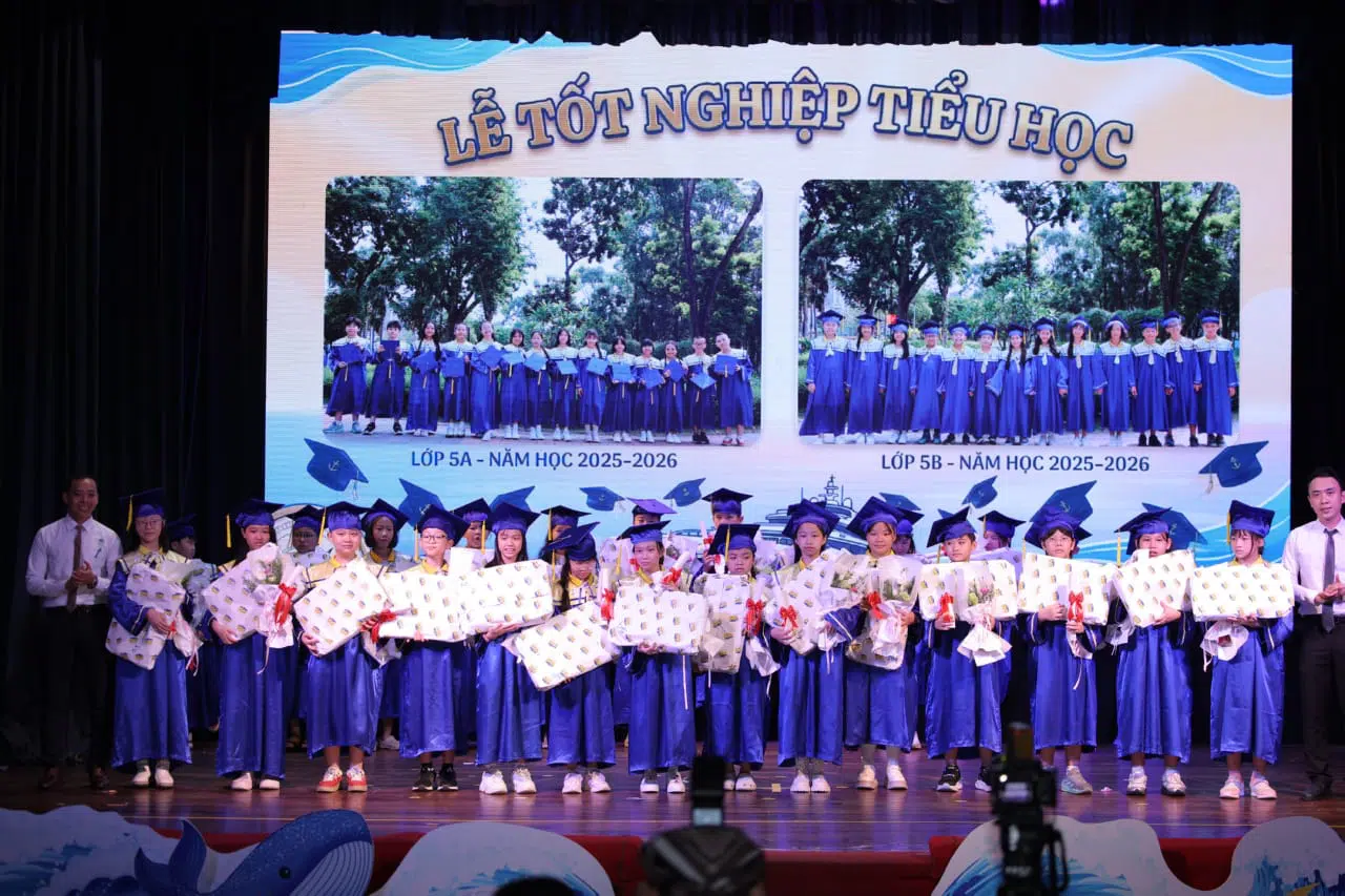 Lễ Tốt nghiệp Tiểu học