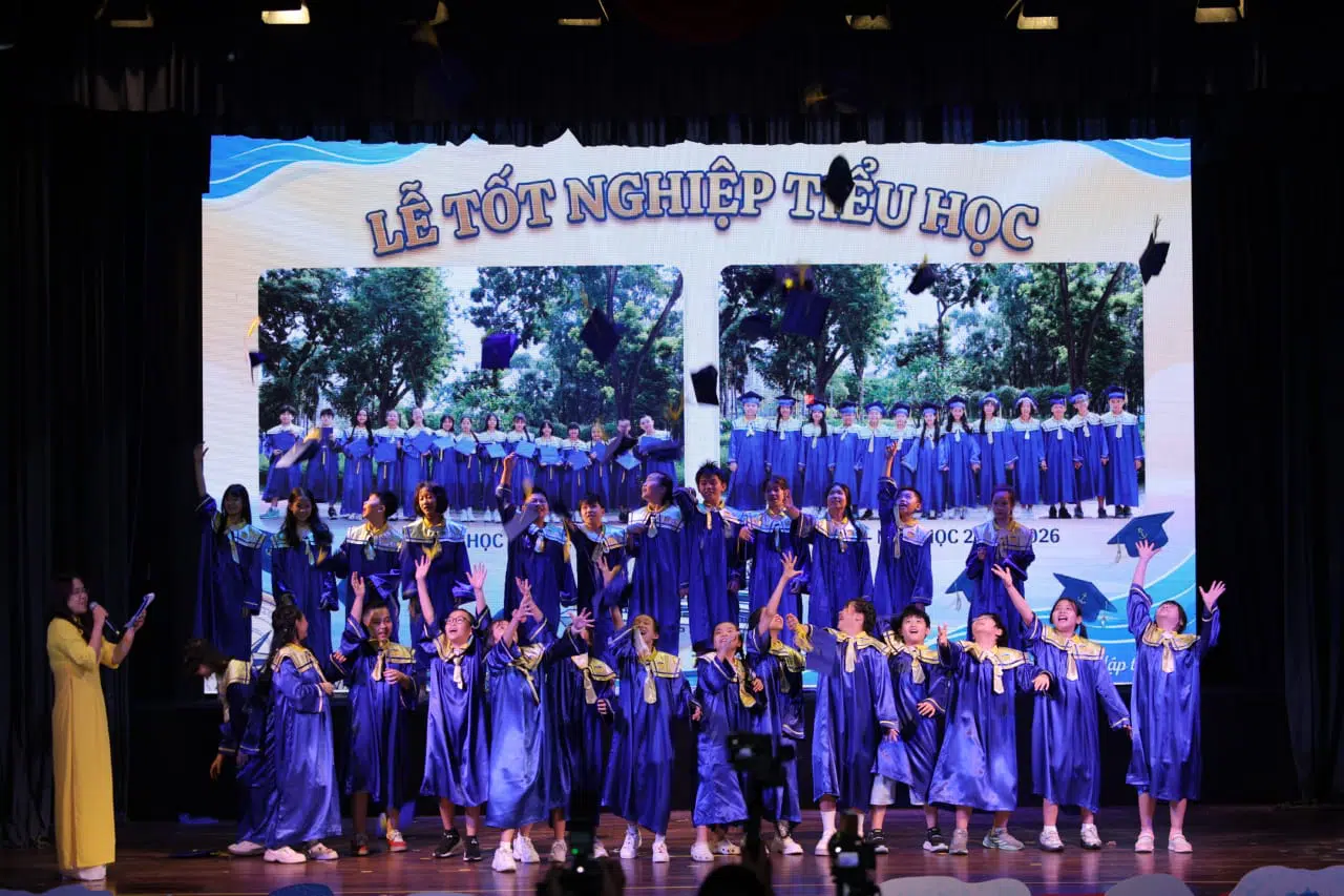 Lễ Tốt nghiệp Tiểu học