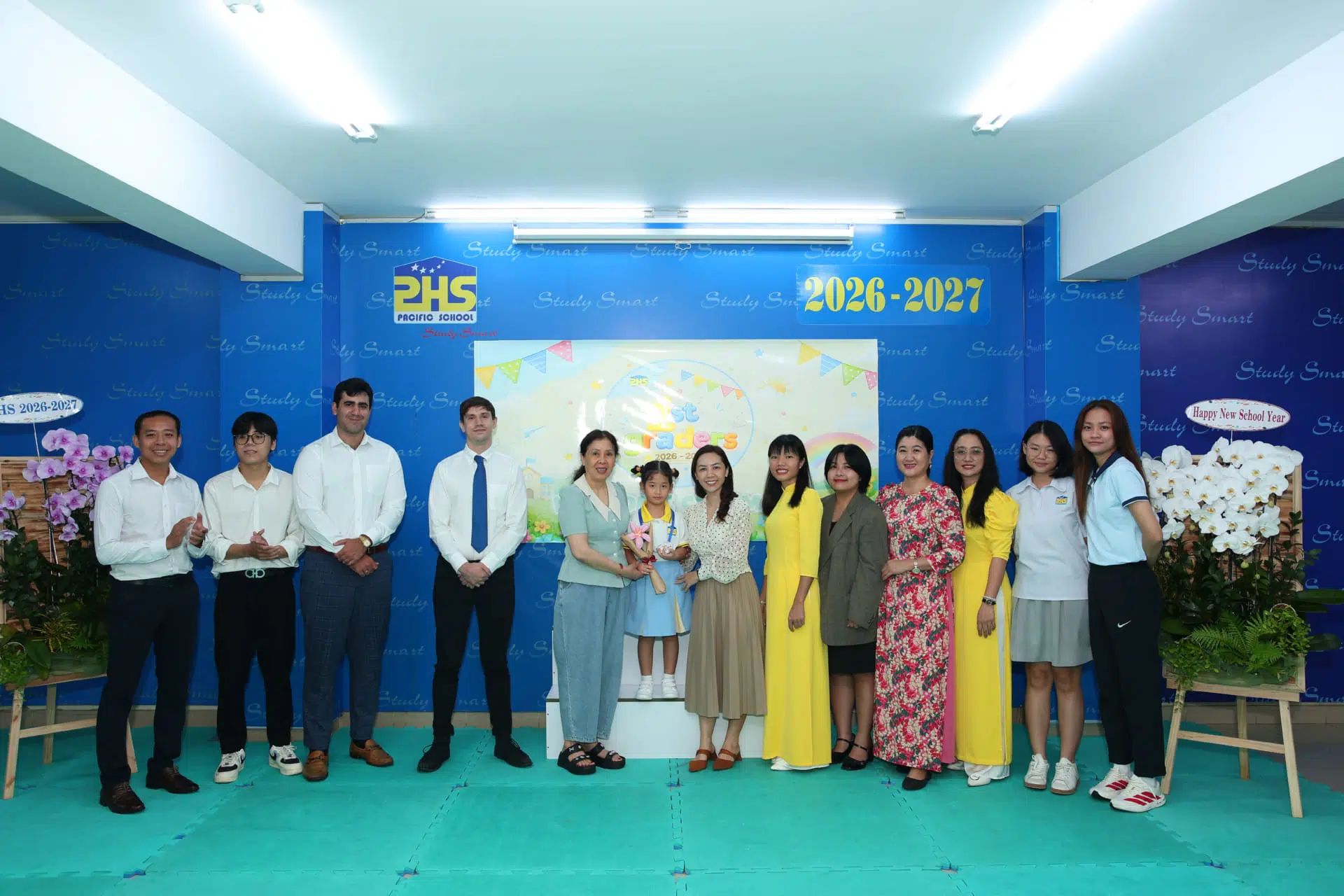 PHS CHÀO ĐÓN CÁC MẶT TRỜI NHỎ